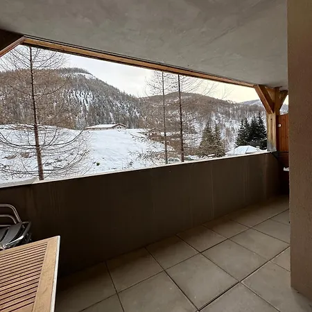 Aux Pieds Des Pistes Appartamento Allos